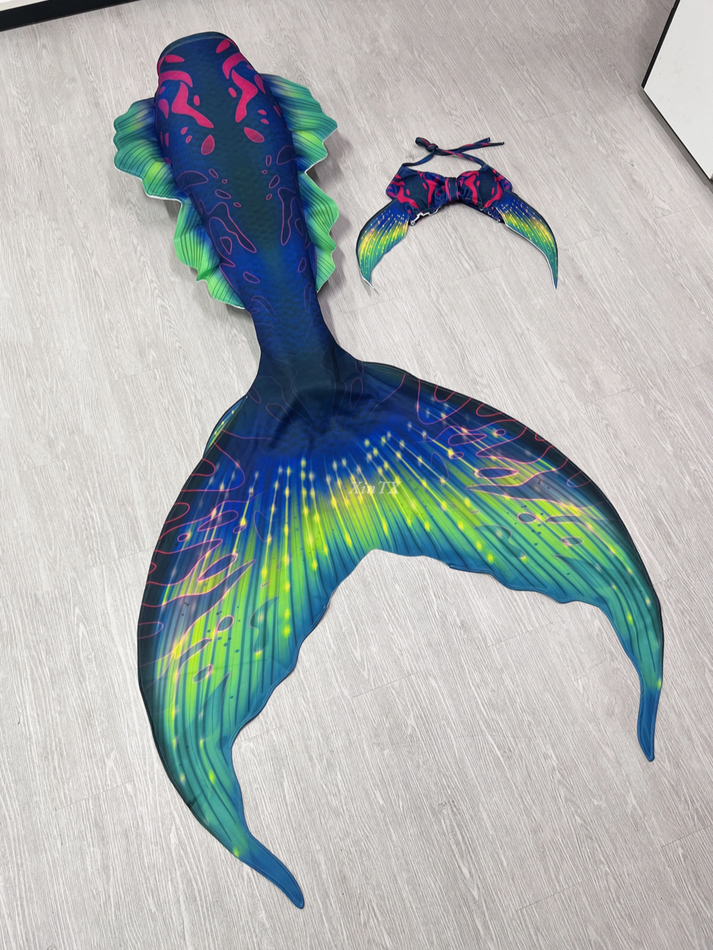 New Adult Mermaid Tail Fish Ta - đánh giá và giá Aquarium & Marine Science Center
